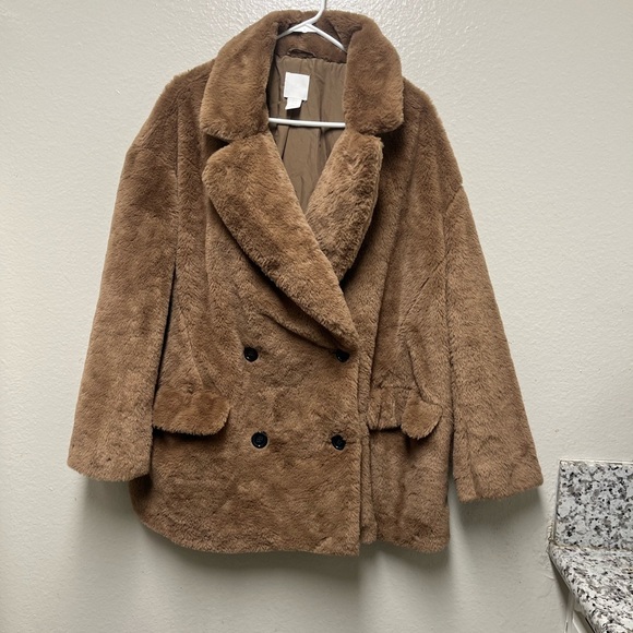 H&M Tan Teddy Jacket Plush Oversized Design - Picture 2 of 13